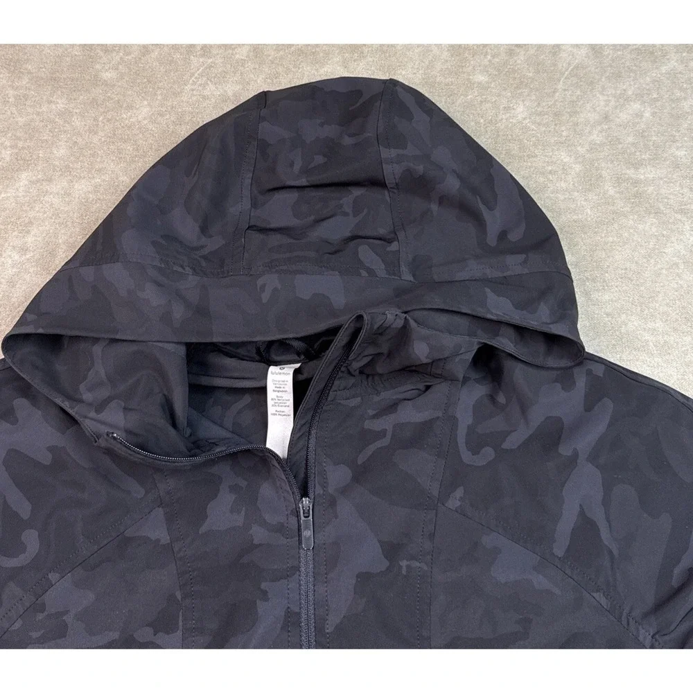 Lululemon Jacket Women Sz 4 Face Forward Incognito Camo Athletic LW4AVRS
